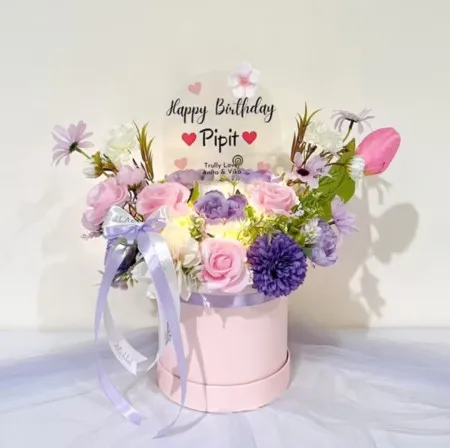 Bloom Box Akrilik Ucapan Ulang Tahun Arcamanik